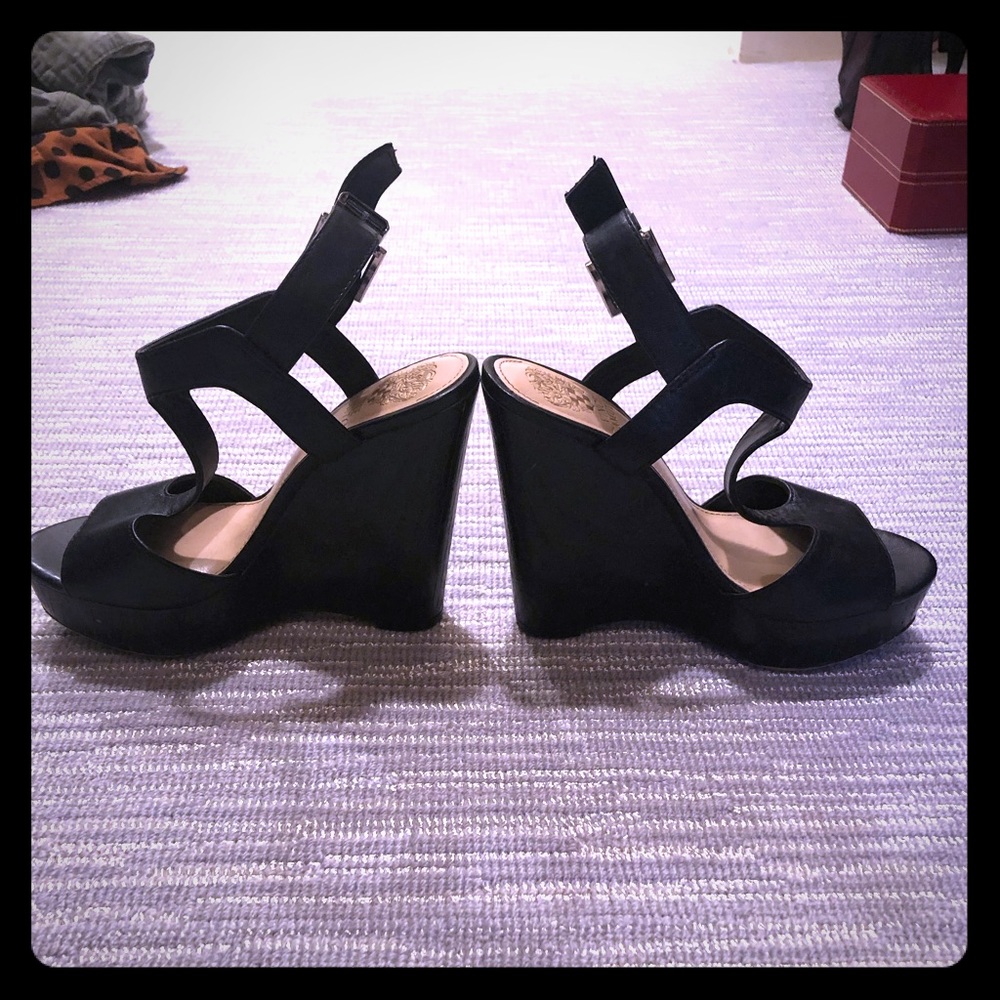 Vince Camuto Black Wedge, Size 5